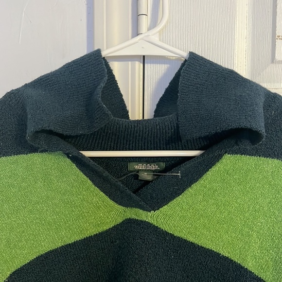 Sweater - Picture 2 of 3